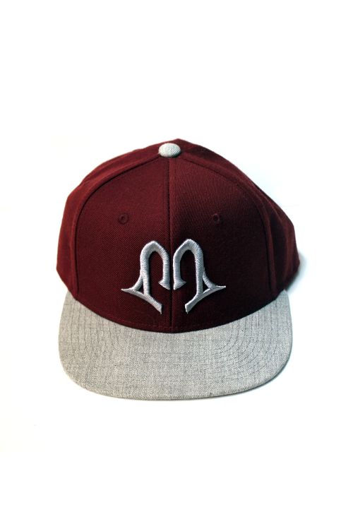 Snapback by Montaigne